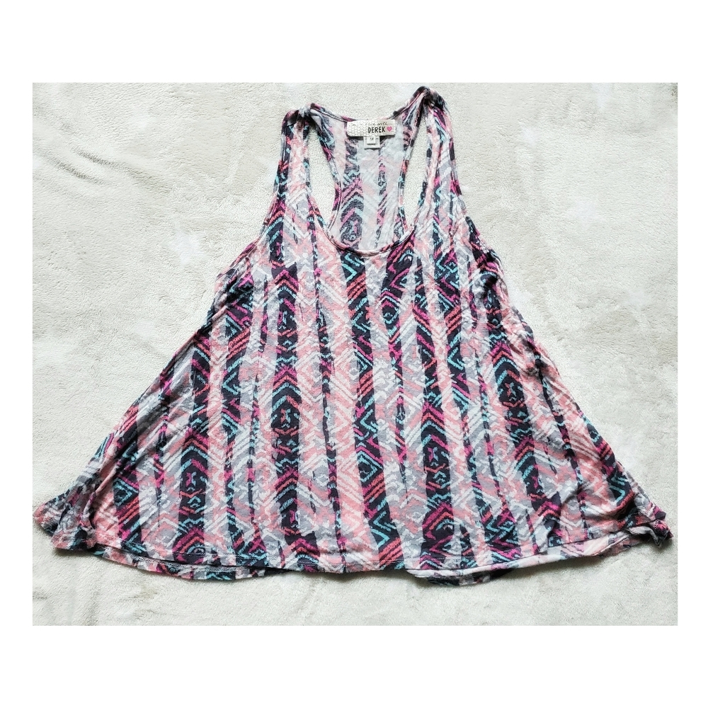Derek Love Racer track sleeveless southwestern print top size Medium